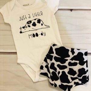 Custom baby cow onesie/bloomers set
